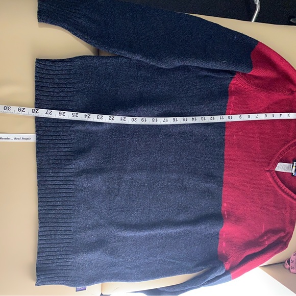 Patagonia men’s sweater - Picture 8 of 11
